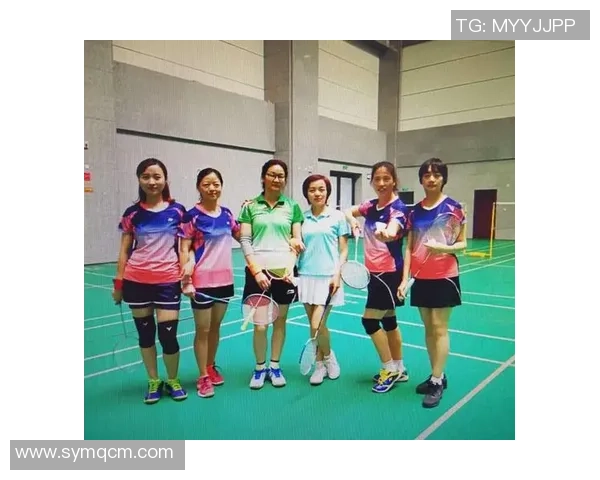 中国足球明星的快乐时光与奋斗历程展现青春活力与团队精神