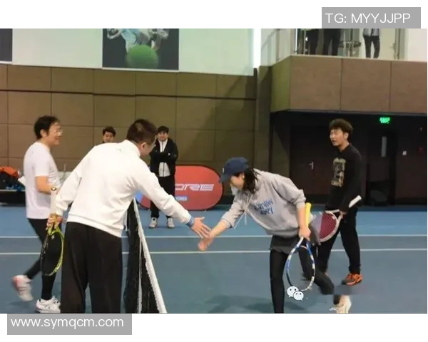 深圳网球队在世锦赛中的团队协作展现出卓越实力与默契配合 深圳网球队在世锦赛中的团队协作展现出卓越实力与默契配合